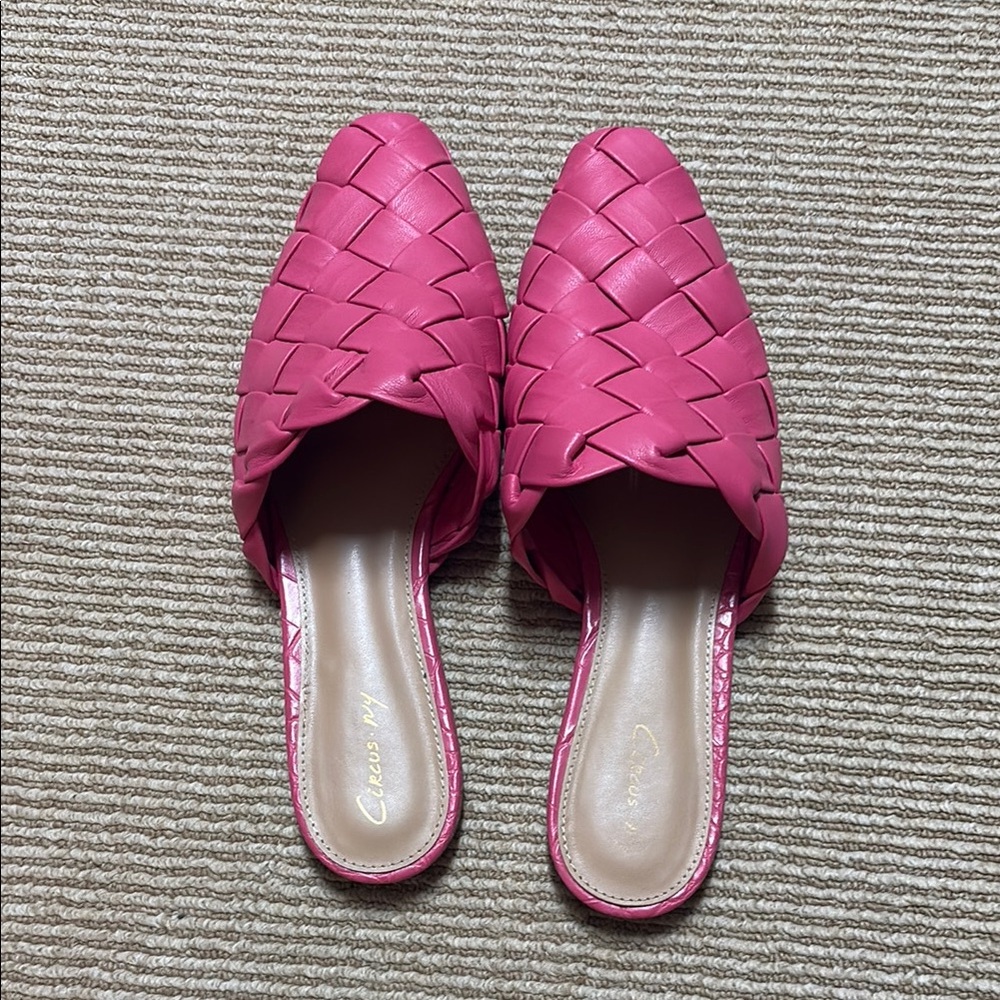 Chic Pink Woven Mules
